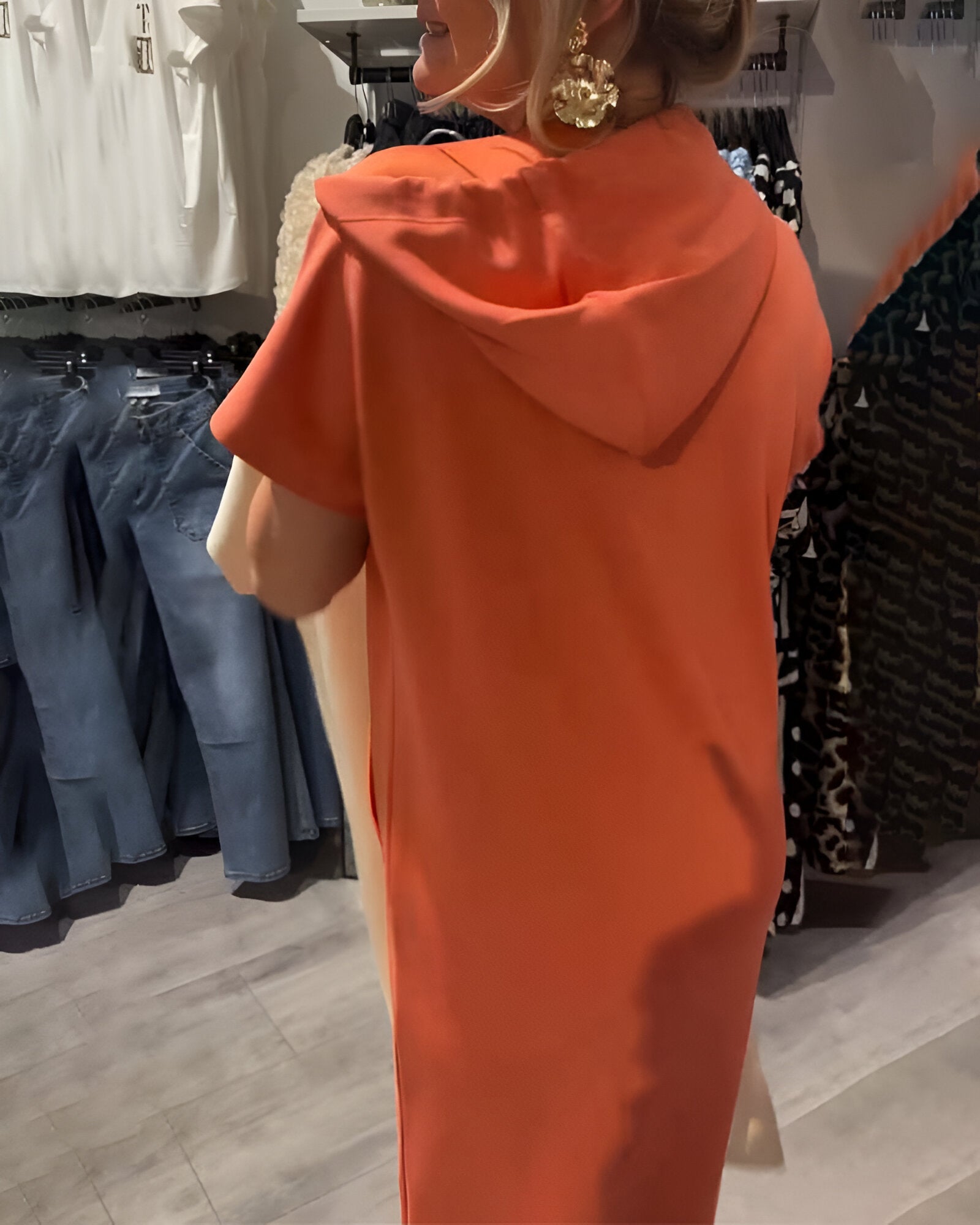 Sigrid™ | Uformell kjole med hette